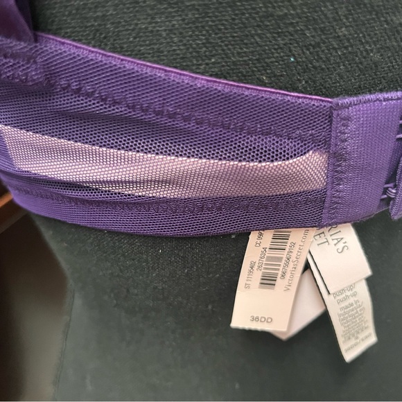 NWT victorias secret push up 36DD - Picture 5 of 7